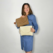 Load image into Gallery viewer, THSB1037: Sand: Envelope Weave Cross Bag