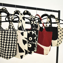 Load image into Gallery viewer, THSB1051: Black Off White: Floral Tote Bag