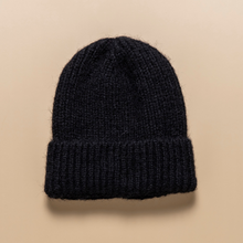 Load image into Gallery viewer, THSBE1021: Black: Ribbed Knit Beanie
