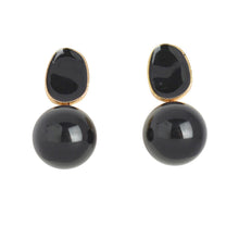 Load image into Gallery viewer, THSE1068: Black: Pretty Pearl Earrings