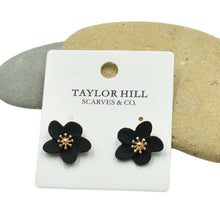 Load image into Gallery viewer, THSE1075: Black: Flower Petals Earrings