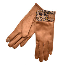 Load image into Gallery viewer, Leopard Tips Gloves | Tan
