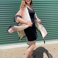 Load image into Gallery viewer, THSK1061: Brown: Floral Print Kimono