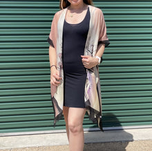 Load image into Gallery viewer, THSK1061: Brown: Floral Print Kimono