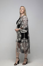 Load image into Gallery viewer, THSK1066: Black: Floral Lace Kimono