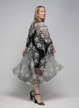 Load image into Gallery viewer, THSK1066: Black: Floral Lace Kimono