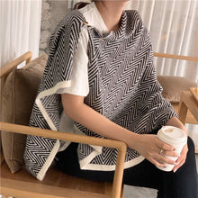 Load image into Gallery viewer, THSP2023: Black: Herringbone w Button Poncho