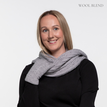 Load image into Gallery viewer, THSS2549HX: Grey: Braid Knit Scarf