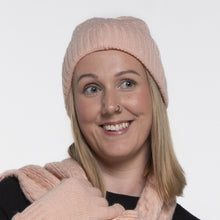 Load image into Gallery viewer, THSS2666HX: Peach : Cable Knit Beanie