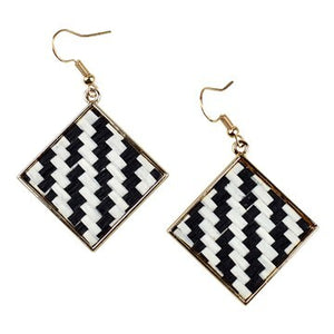 THSE1042: White: Square Weave Earrings