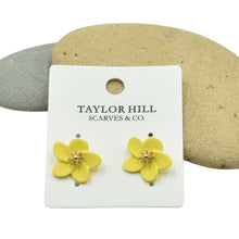 Load image into Gallery viewer, THSE1073: Yellow: Flower Petals Earrings

