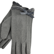 Load image into Gallery viewer, THSG1100: Grey: Faux Fur Trim Bow Gloves

