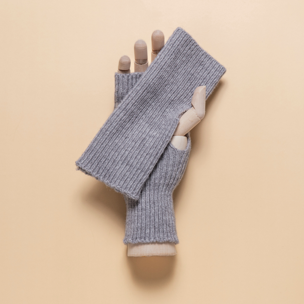 THSG1120: Grey: Ribbed Fingerless Gloves