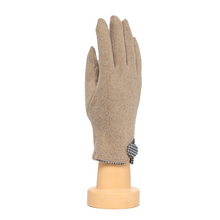 Load image into Gallery viewer, THSG1127: Camel : Houndstooth Button Border Gloves
