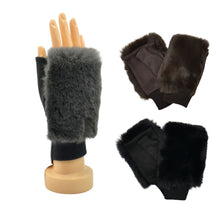 Load image into Gallery viewer, THSG1149: Chocolate: Faux Fur Fingerless Gloves
