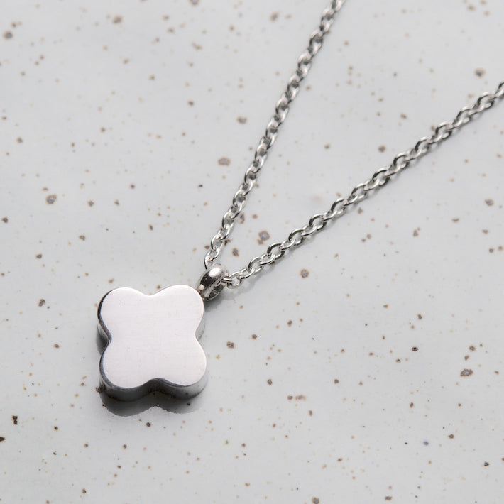 THSJ1089: Clover: Silver