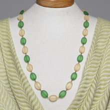 Load image into Gallery viewer, THSJ1251: Jade: Colour Bead Necklace
