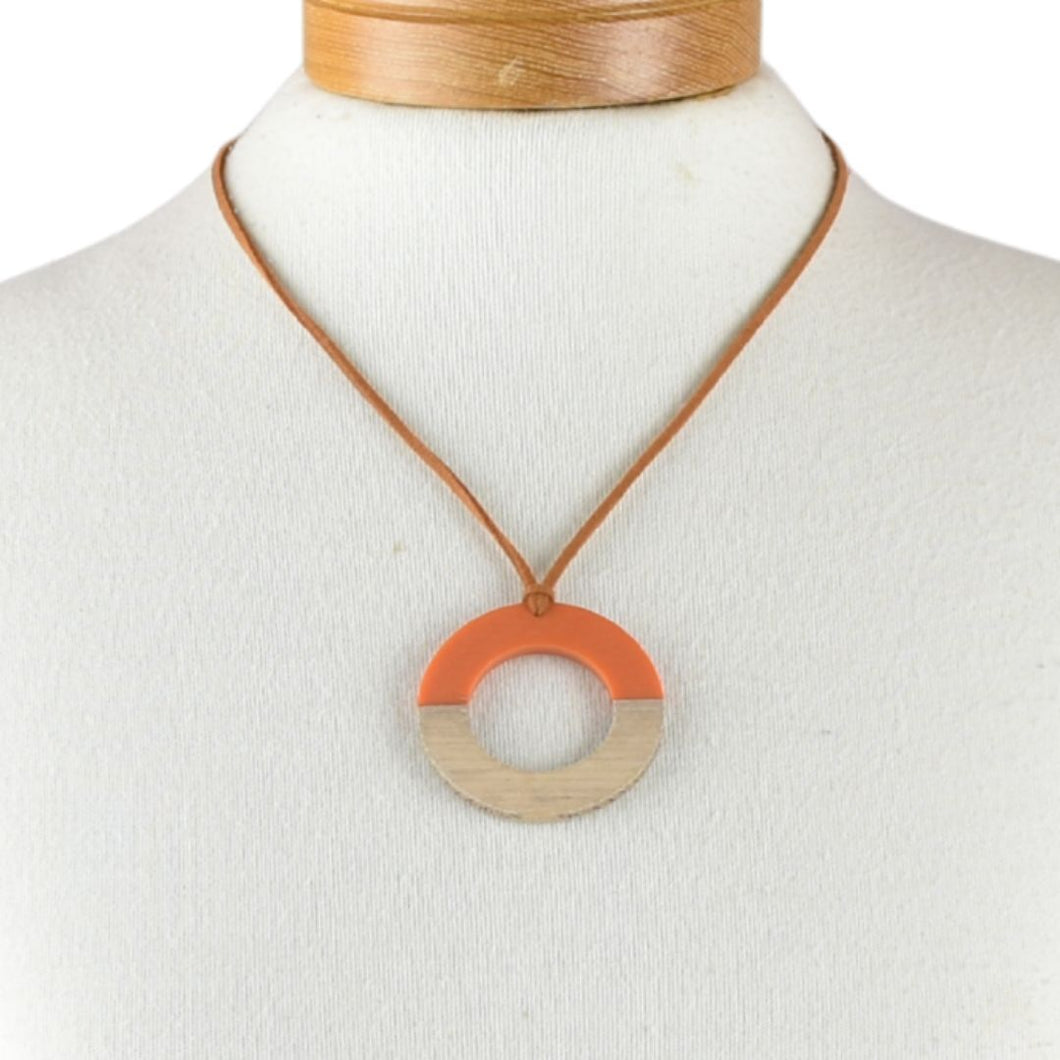 THSJ1282: Burnt Orange: Resin & Wood Circle Pendant Necklace