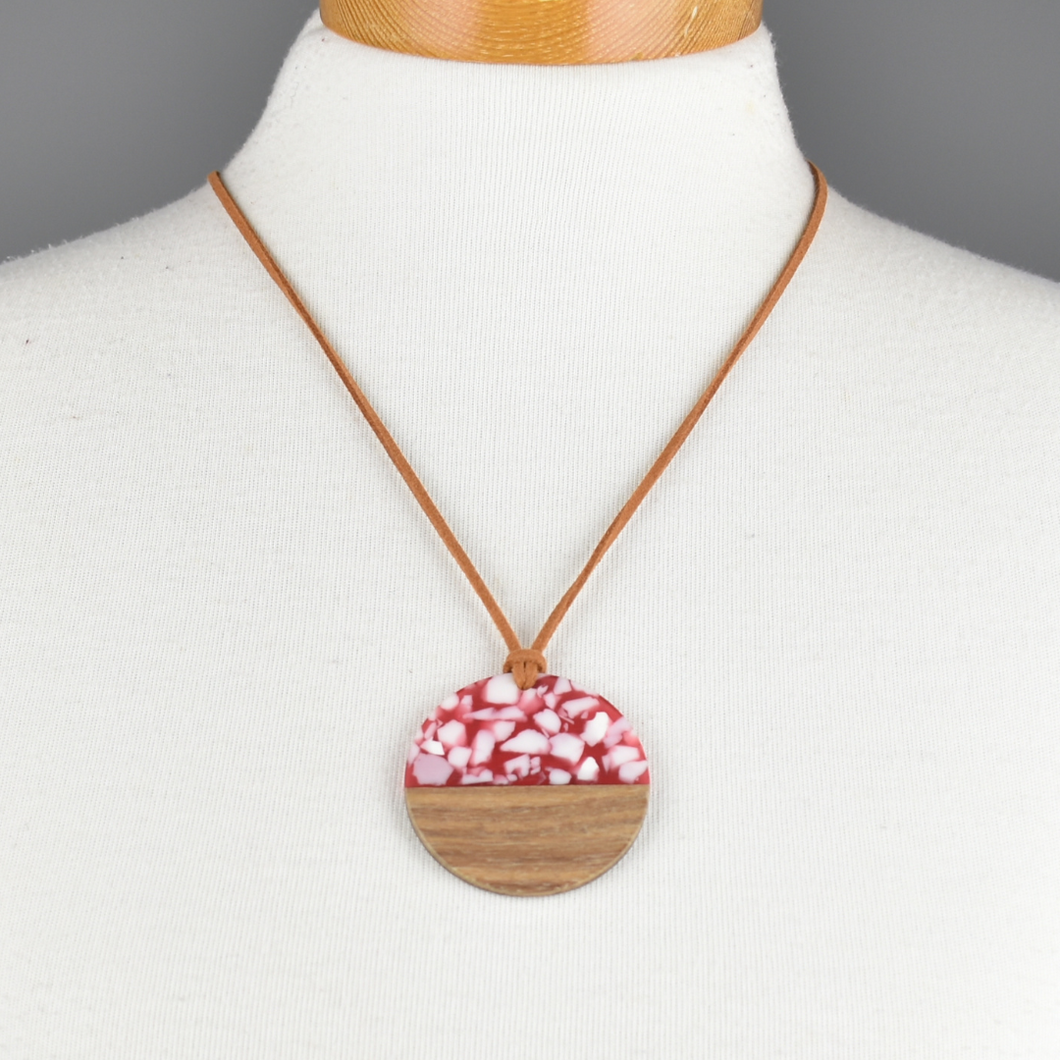 THSJ1283: Pink: Wood Resin Pendant Necklace