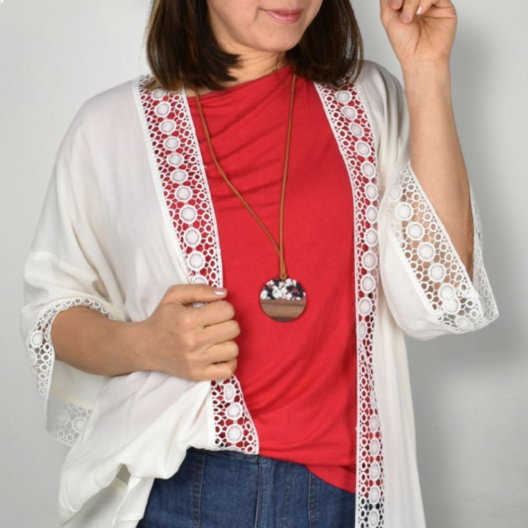 THSJ1285: White: Wood Resin Pendant Necklace