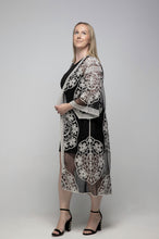 Load image into Gallery viewer, Floral Lace Kimono | Black
