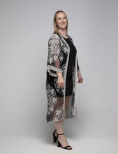 Load image into Gallery viewer, Floral Lace Kimono | Black
