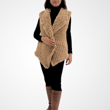 Load image into Gallery viewer, THSP1060: Camel: Plush Faux Fur Vest
