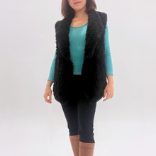 Load image into Gallery viewer, THSP1062: Black: Plush Faux Fur Vest
