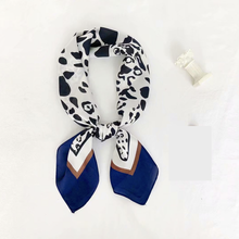 Load image into Gallery viewer, THSS2336: Navy: Leopard Square Scarf
