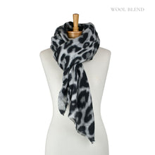 Load image into Gallery viewer, THSS2861: Grey: Lux Leopard Scarf
