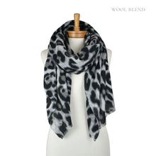 Load image into Gallery viewer, THSS2861: Grey: Lux Leopard Scarf
