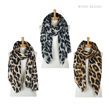 Load image into Gallery viewer, THSS2862: Beige: Lux Leopard Scarf
