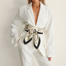 Load image into Gallery viewer, THSS2941: White: Magnolia Floral Square Scarf
